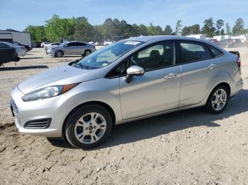  Salvage Ford Fiesta