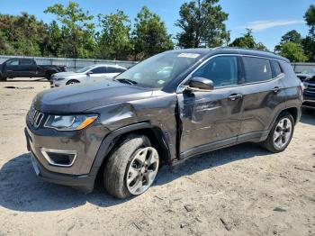  Salvage Jeep Compass