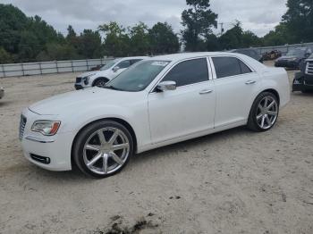  Salvage Chrysler 300