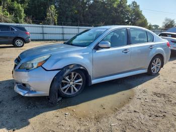  Salvage Subaru Legacy