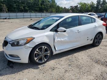  Salvage Kia Forte