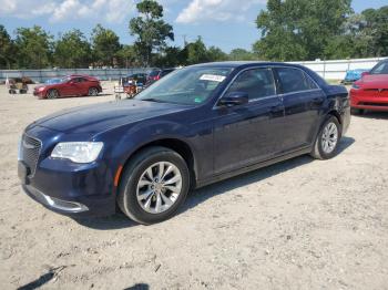  Salvage Chrysler 300