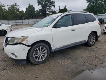  Salvage Nissan Pathfinder