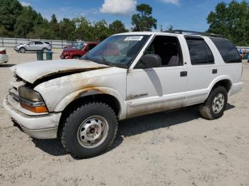  Salvage Chevrolet Blazer