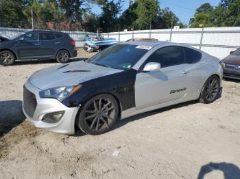  Salvage Hyundai Genesis