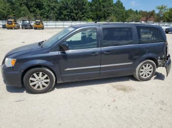 Salvage Chrysler Minivan