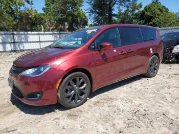  Salvage Chrysler Pacifica