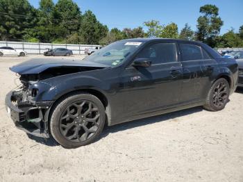  Salvage Chrysler 300