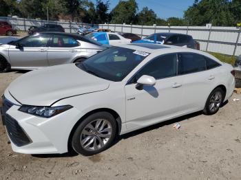 Salvage Toyota Avalon