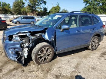  Salvage Subaru Forester