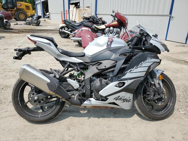  Salvage Kawasaki Zx400 S
