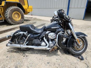  Salvage Harley-Davidson Fl