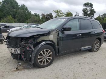  Salvage Nissan Pathfinder