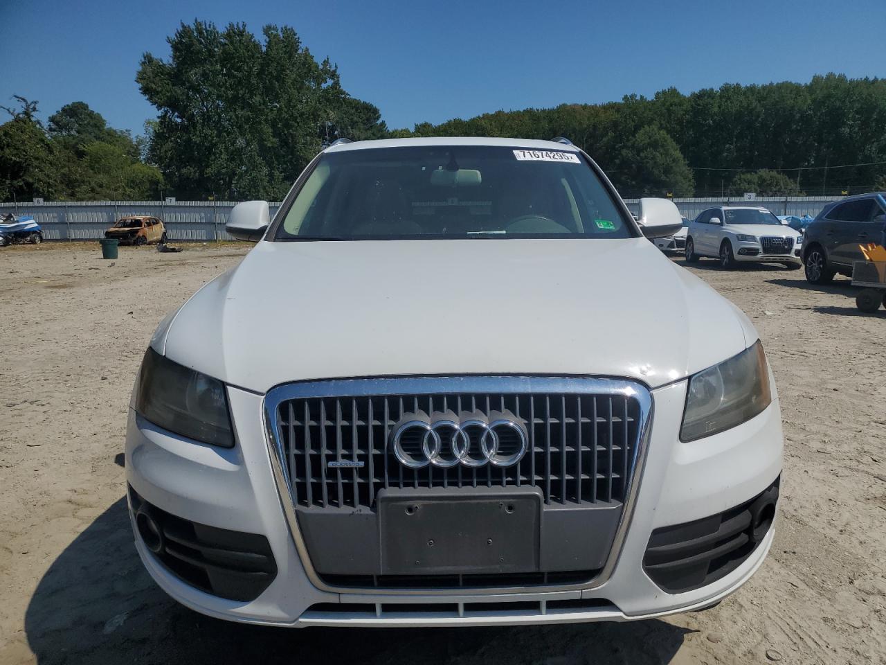 Audi Q5 Premium Image 11