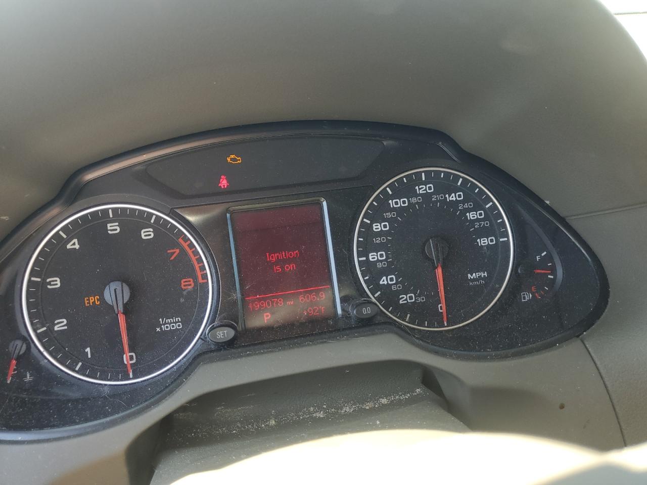 Audi Q5 Premium Image 8