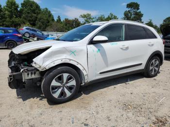  Salvage Kia Niro