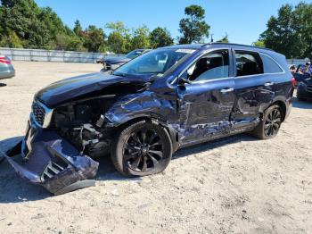  Salvage Kia Sorento