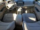 Toyota Camry Le Image 7