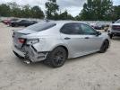 Toyota Camry Se Image 3