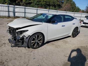  Salvage Nissan Maxima
