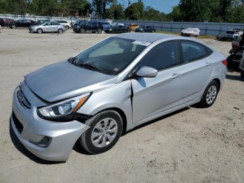  Salvage Hyundai ACCENT