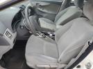 Toyota Corolla Base Image 10