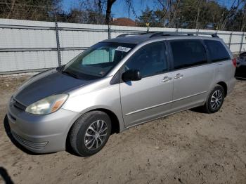  Salvage Toyota Sienna