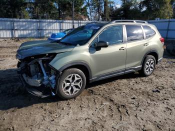  Salvage Subaru Forester