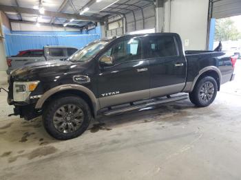  Salvage Nissan Titan