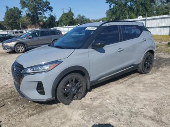  Salvage Nissan Kicks