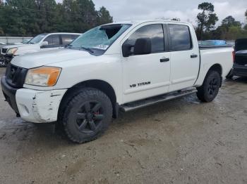  Salvage Nissan Titan