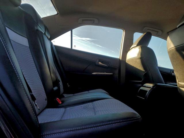 Toyota Camry Base Image 6