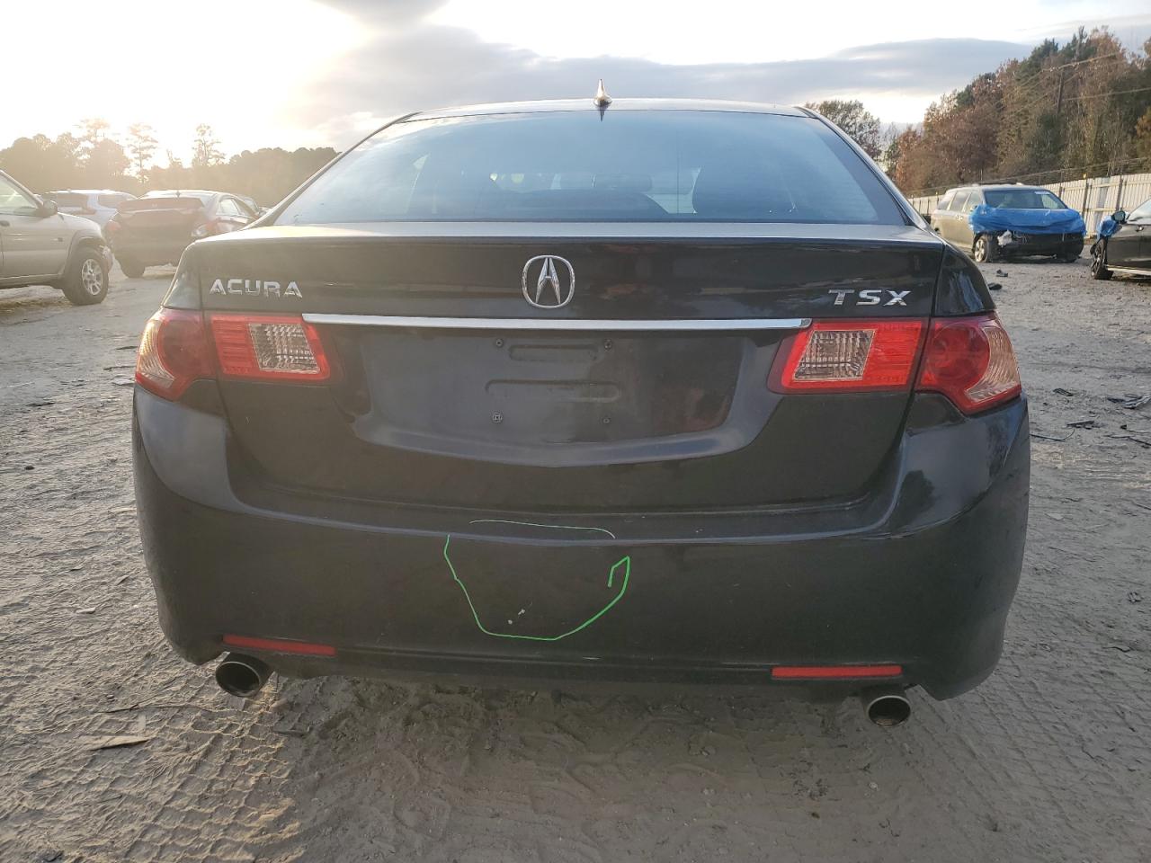 Acura TSX Image 9