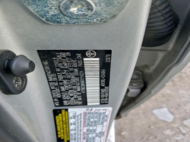 Toyota Camry Le Image 9