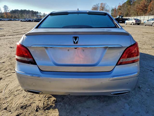 Hyundai Equus Signature Image 3