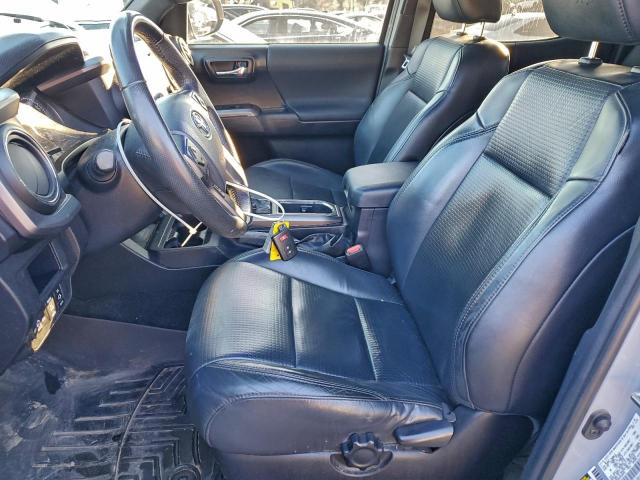 Toyota Tacoma Double Cab Image 9