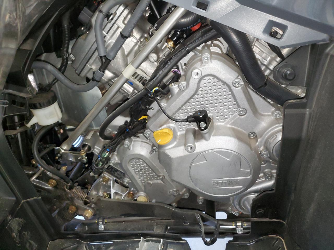 Can-Am Outlander X Mr 850 Image 5