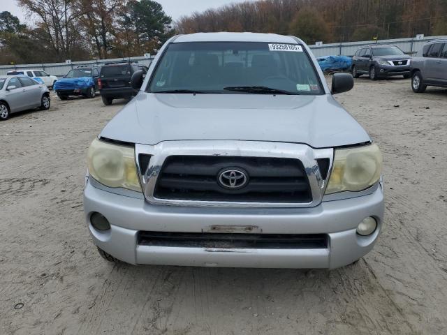 Toyota Tacoma Double Cab Image 6
