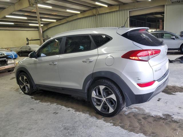 Hyundai TUCSON Limited Image 3