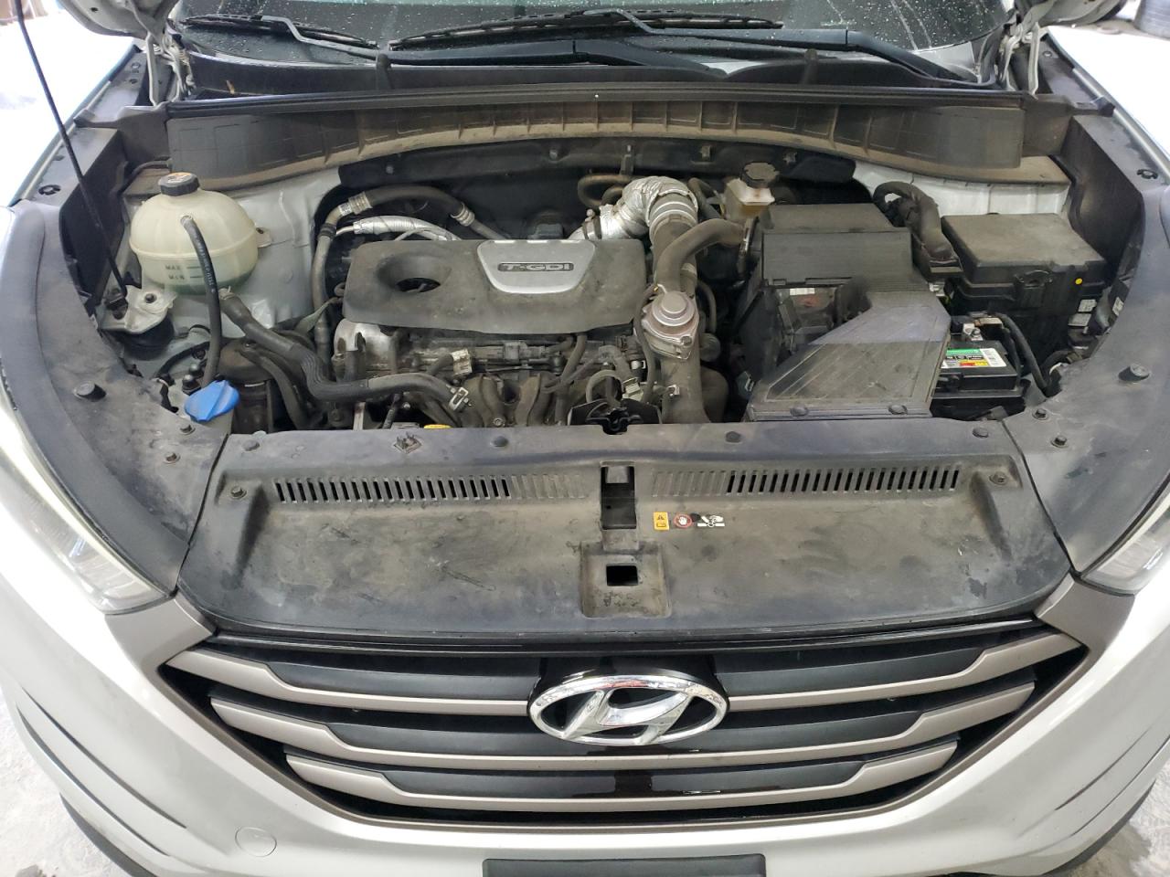 Hyundai TUCSON Limited Image 12