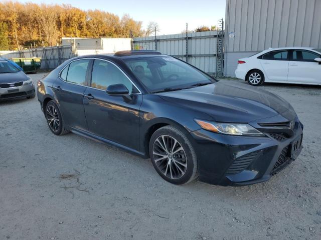 Toyota Camry L Image 4