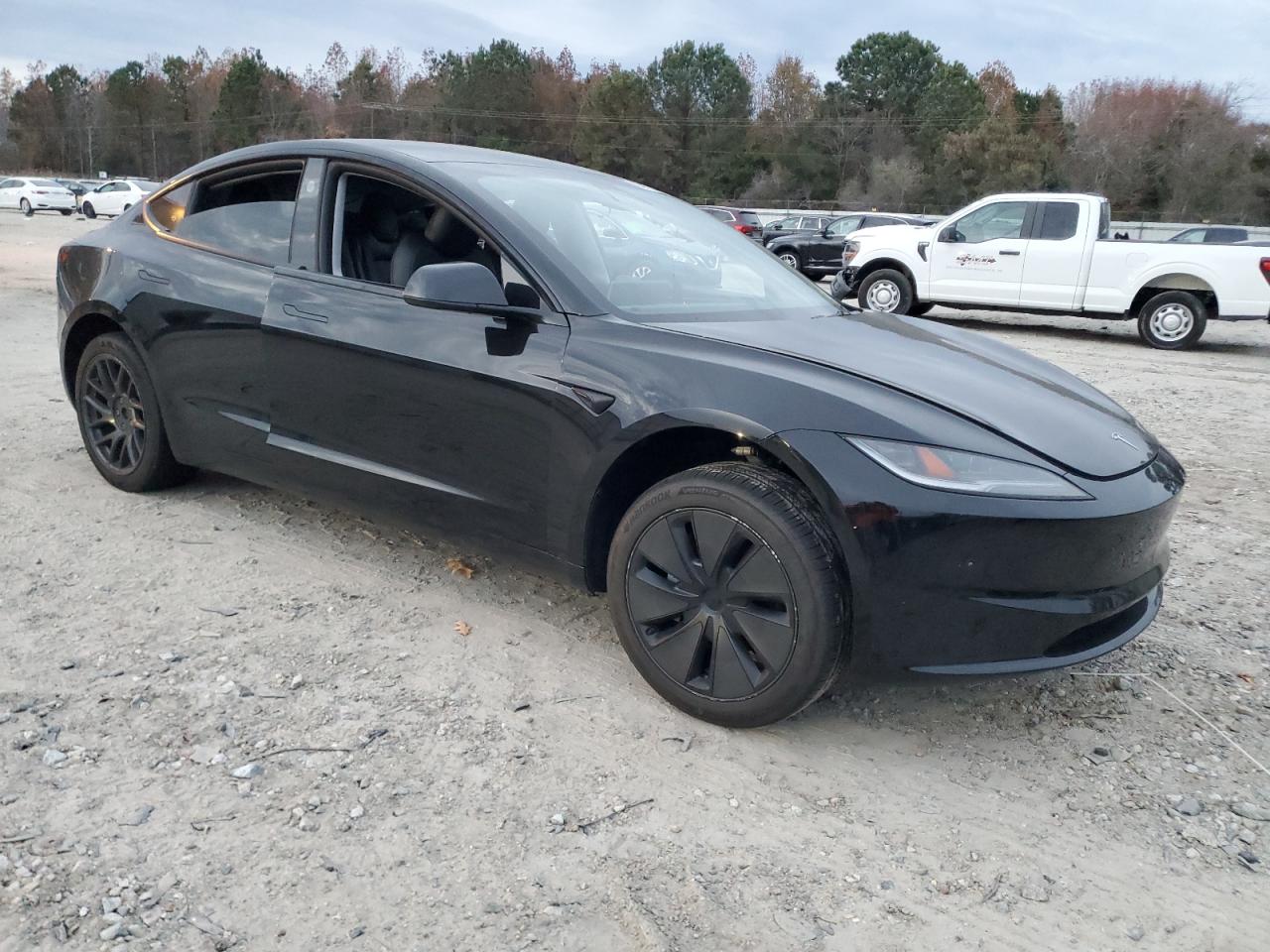Tesla Model 3 Image 10