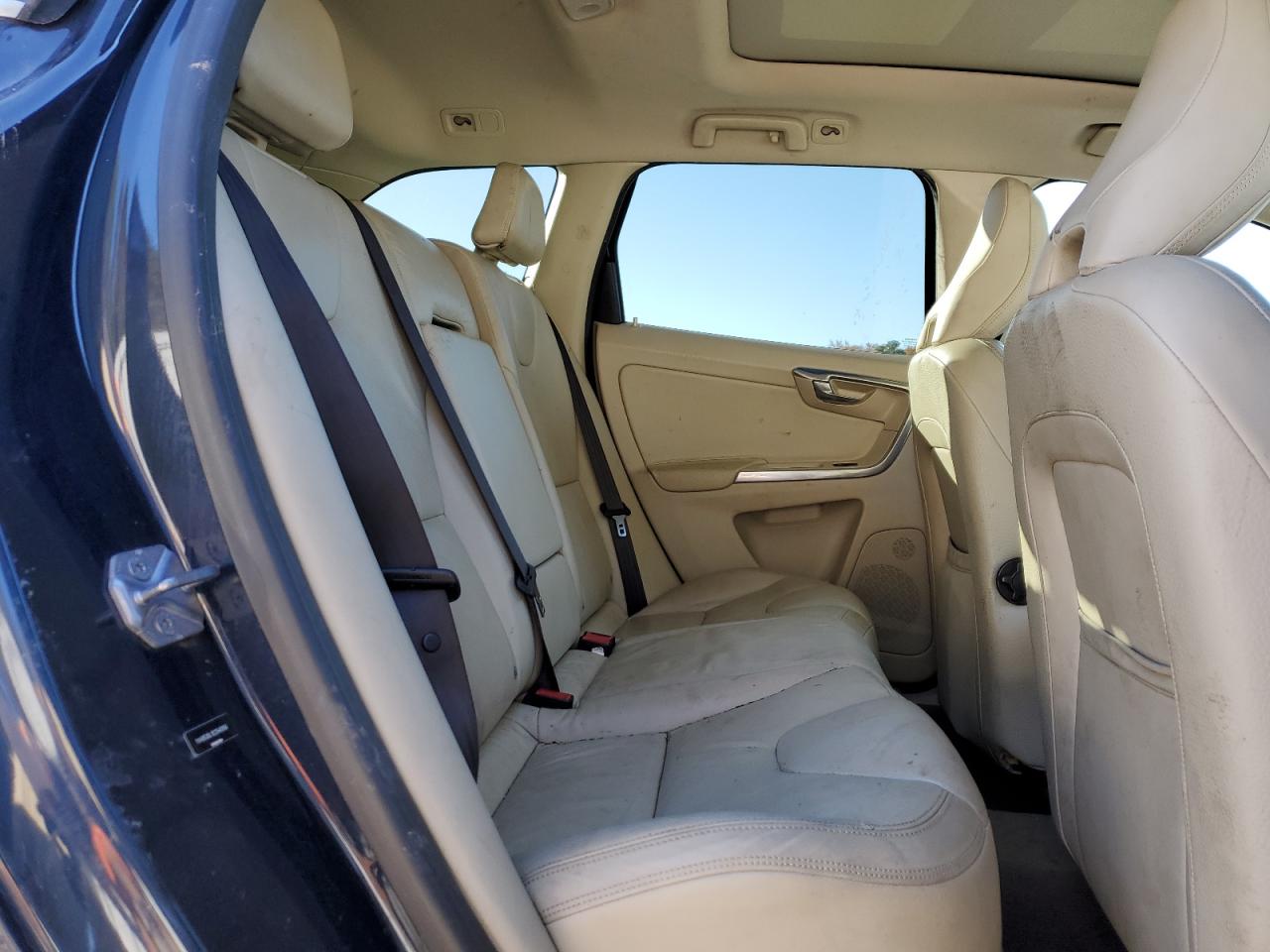 Volvo XC60 3.2 Image 8