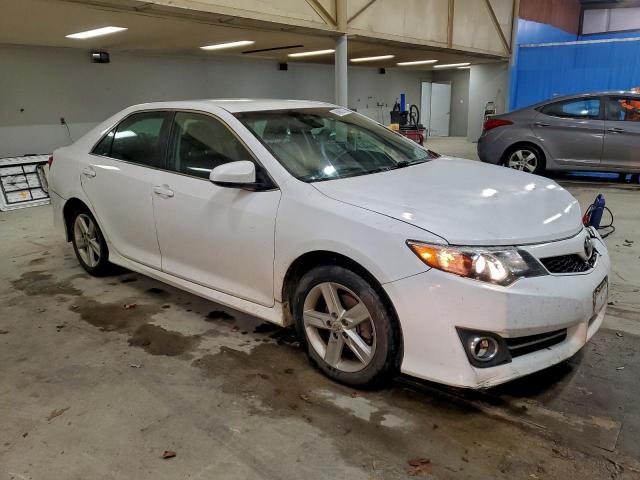 Toyota Camry L Image 12