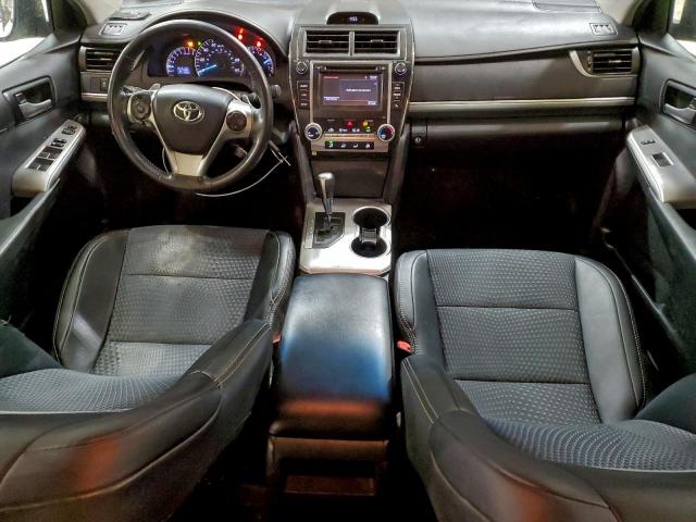 Toyota Camry L Image 11