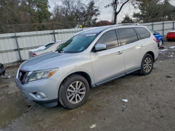  Salvage Nissan Pathfinder