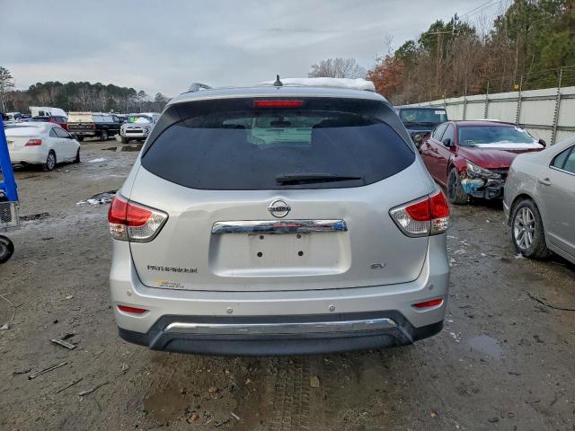 Nissan Pathfinder S Image 10