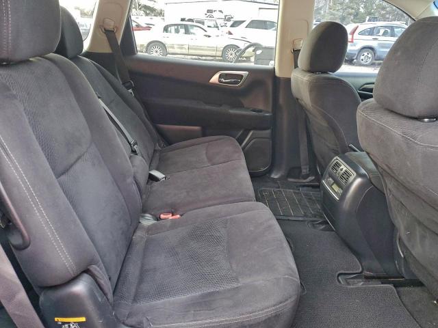 Nissan Pathfinder S Image 9