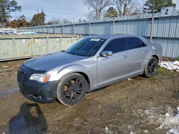  Salvage Chrysler 300