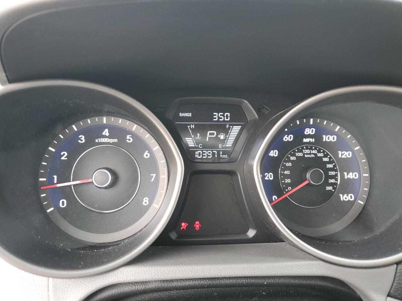 Hyundai ELANTRA Se Image 5